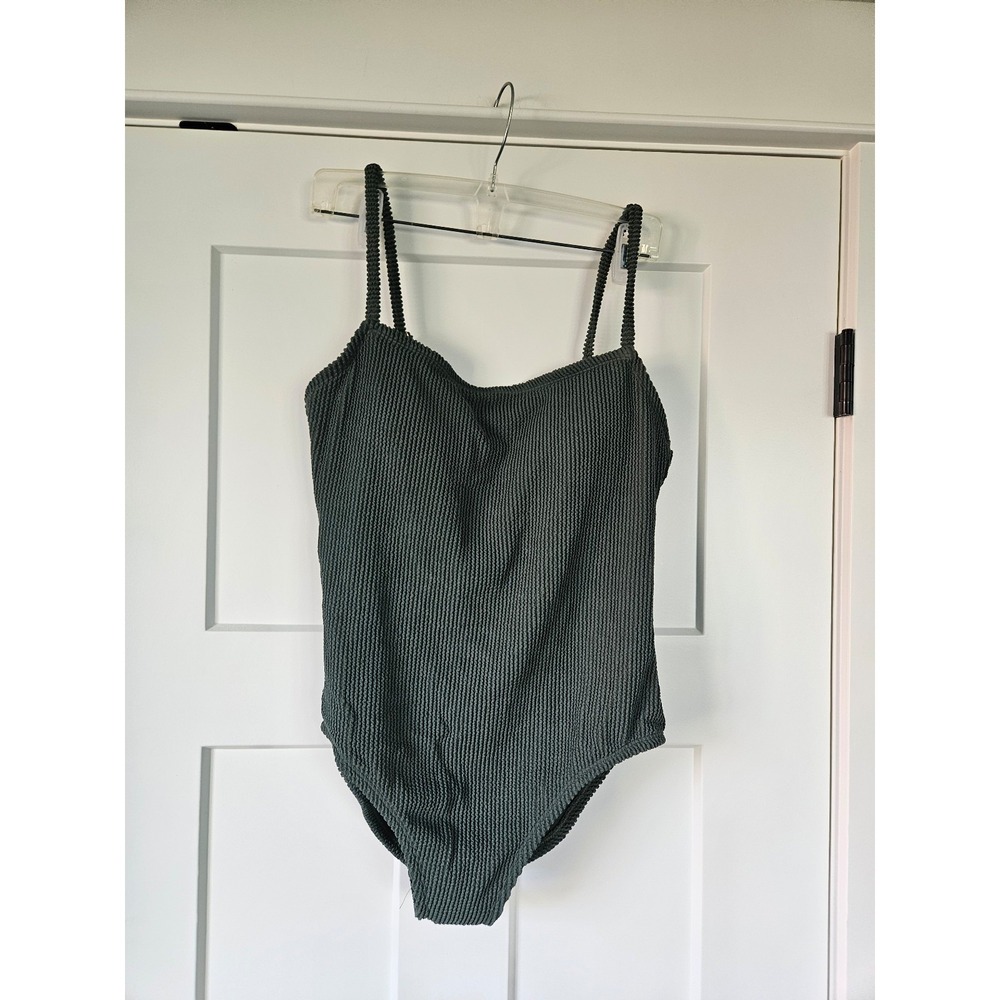 Kona Sol 1 piece swimsuit green textured full seat coverage NWT fully lined